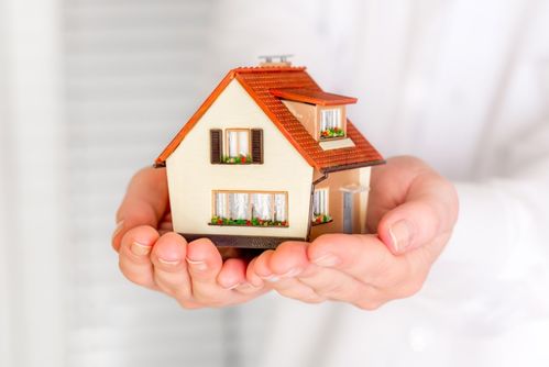 北京上海房產經紀人本科占比超六成 行業專業化轉型的積極信號